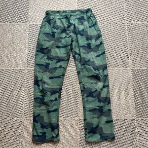 Brave Soul London Men’s Camo Fuzzy Fleece Lounge Pants-Size Medium